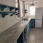4 דירה