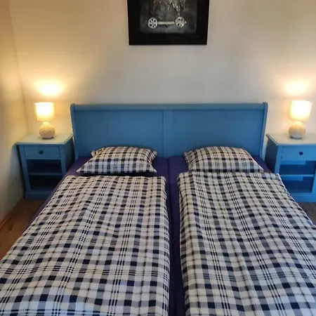 Apartment 4