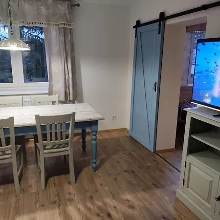 4 Apartment *