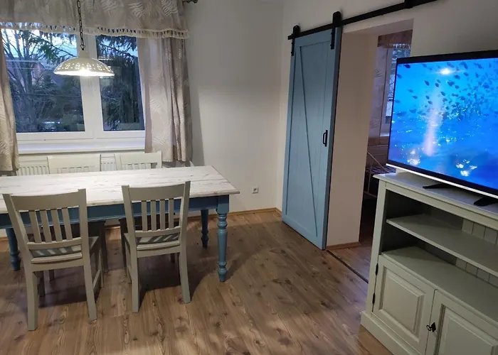 4 Apartment *
